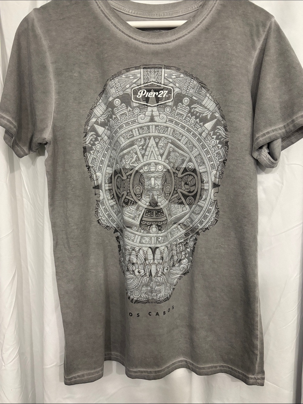 Men's Gray Short-Sleeve Graphic Tee - Aztec Skull Print